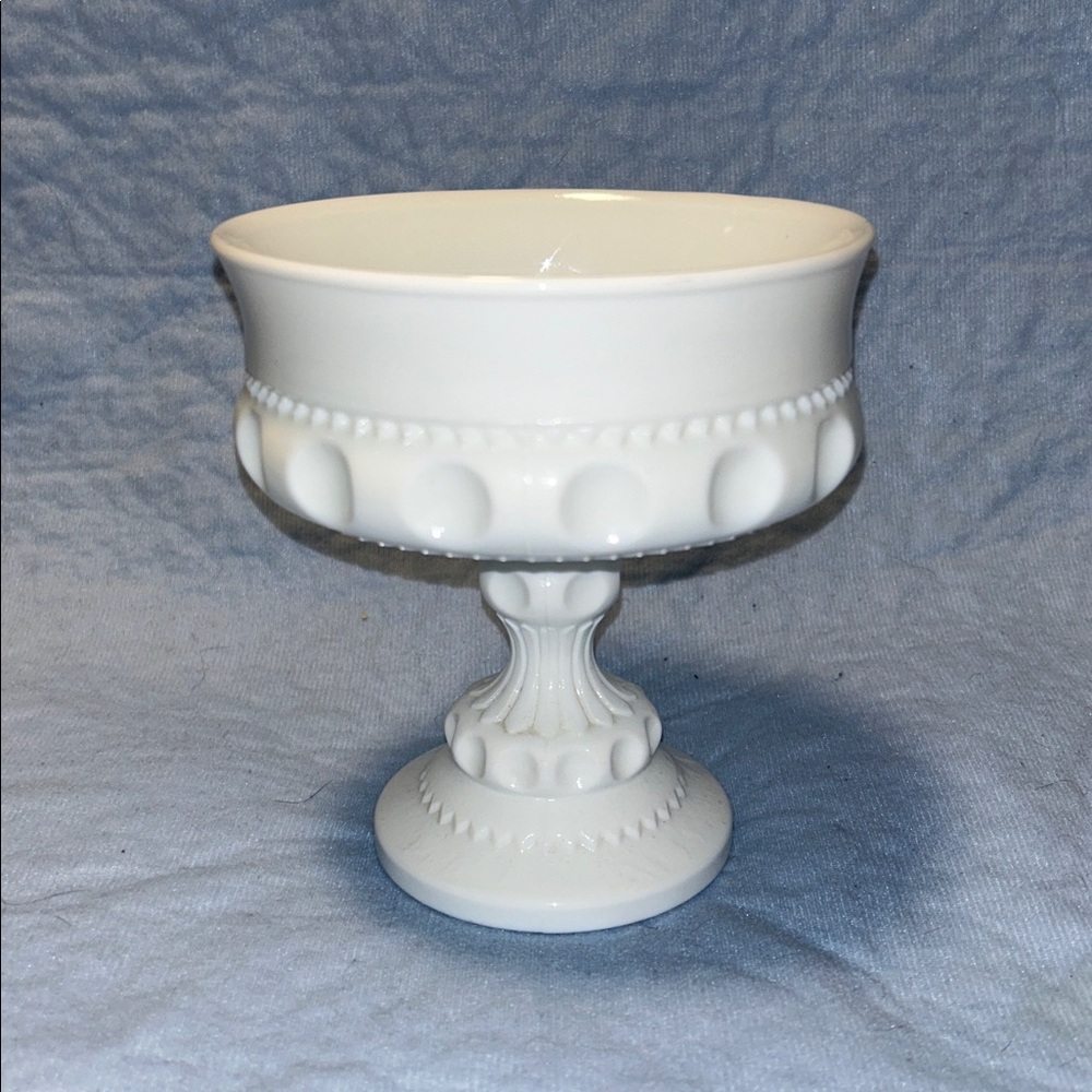 King's Crown Colony milk glass compote, also known as a candy dish pedestal bowl - Picture 5 of 16